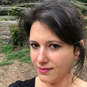 Meet your Posher, Monica